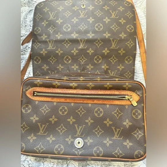 Louis Vuitton Brown Crossbody Bag - Picture 2 of 12